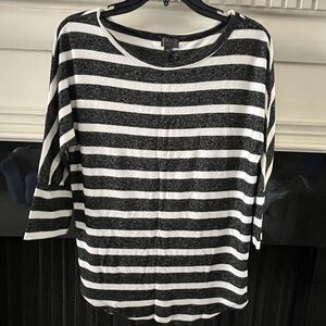 Mix Dark Gray and White Striped 3/4 Sleeve Top